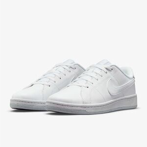 New! Nike Court Royale 2